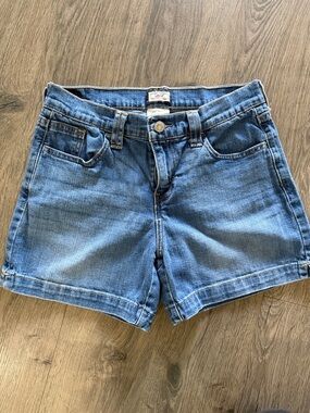 Levi's Women's Classic Medium Blue Jean Shorts
